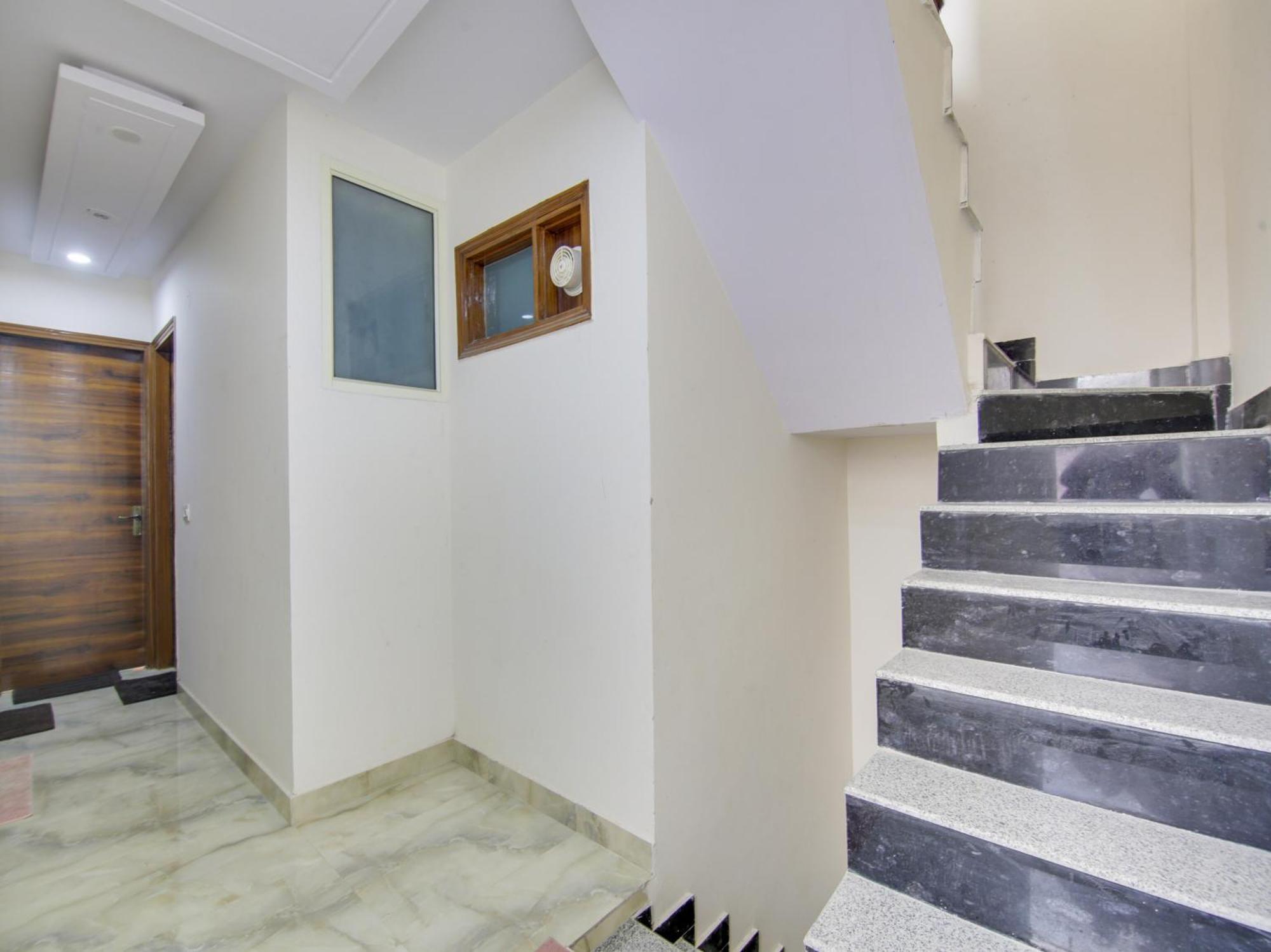 Hotel O Ar Residency Delhi  Exterior foto